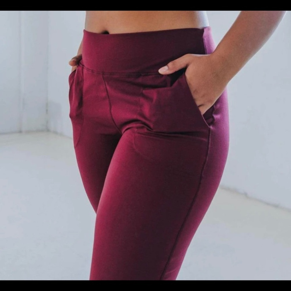 {NWT} Mulberry Senita Studio Joggers [XS Short]